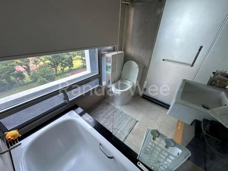 3 Bed Condo for Rent in  One Fort - Image 4